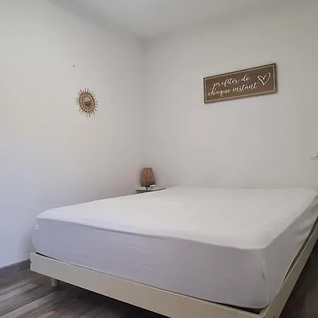 Apartmán T2 Climatise A Avec Parking - Fr-1-309-420 *